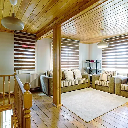 Σπίτι διακοπών Historical Duplex With Patio In Beyoglu *