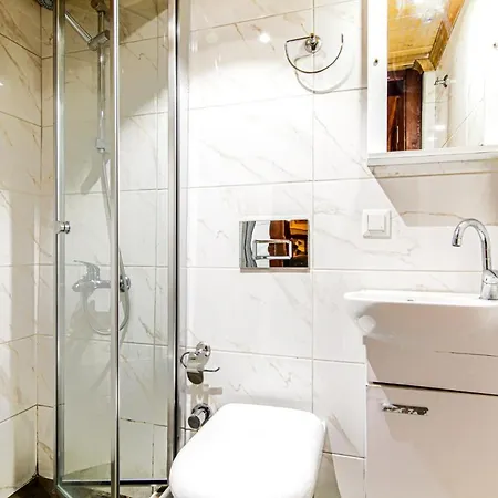Σπίτι διακοπών Historical Duplex With Patio In Beyoglu